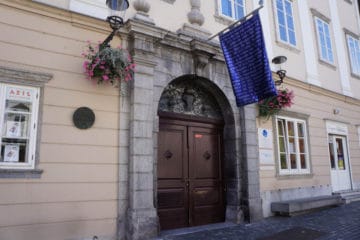 sazu building entrance
